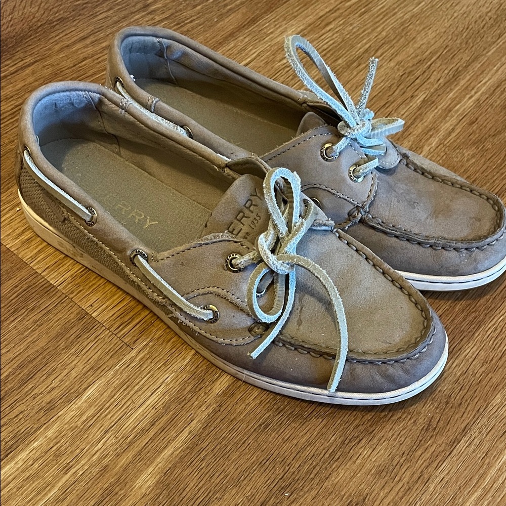 Sperry Tan Leather Boat Shoes